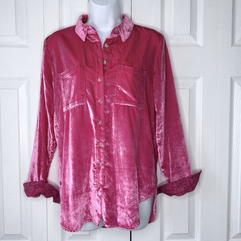 Anthropologie Pilcro Relaxed Hot Pink Velvet‎ Button Down L/S Blouse Womens 0